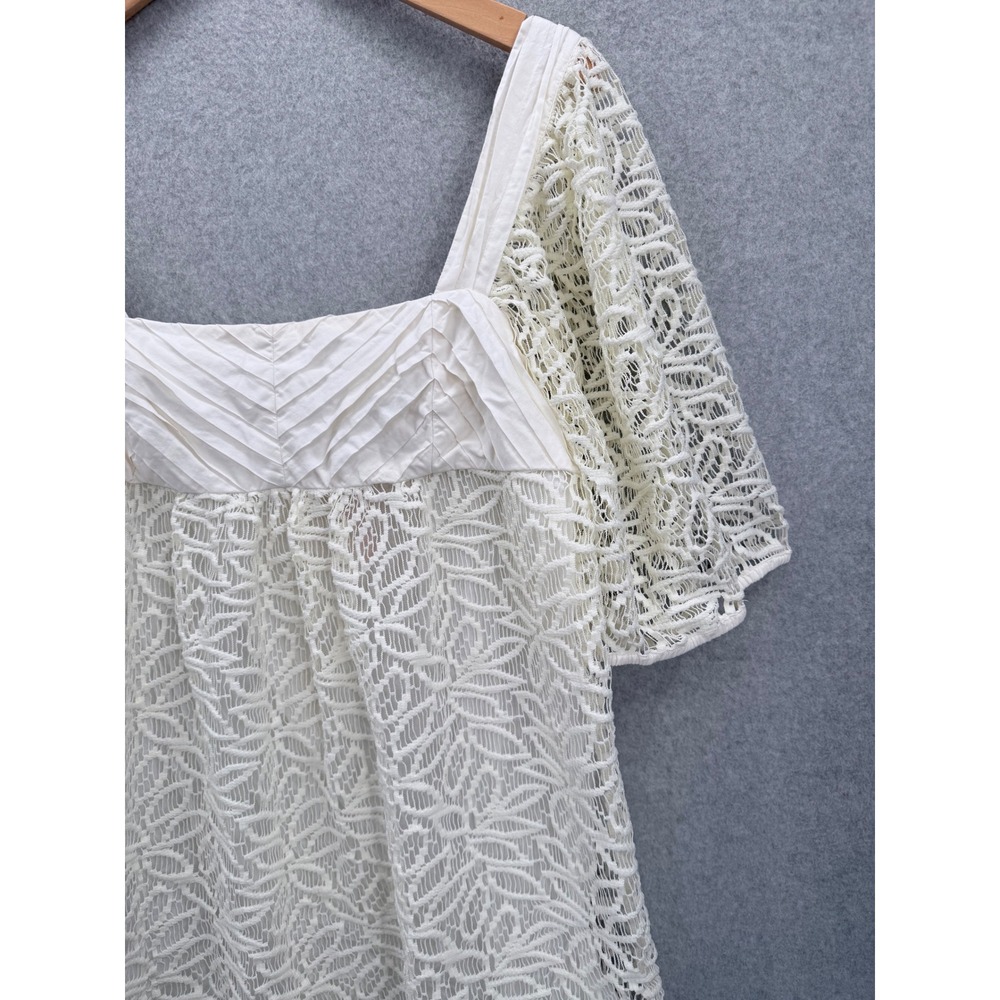 BCBGeneration Dress Womens Small Ivory Leaf Lace Babydoll Mini Pintuck Flutter - Picture 3 of 11